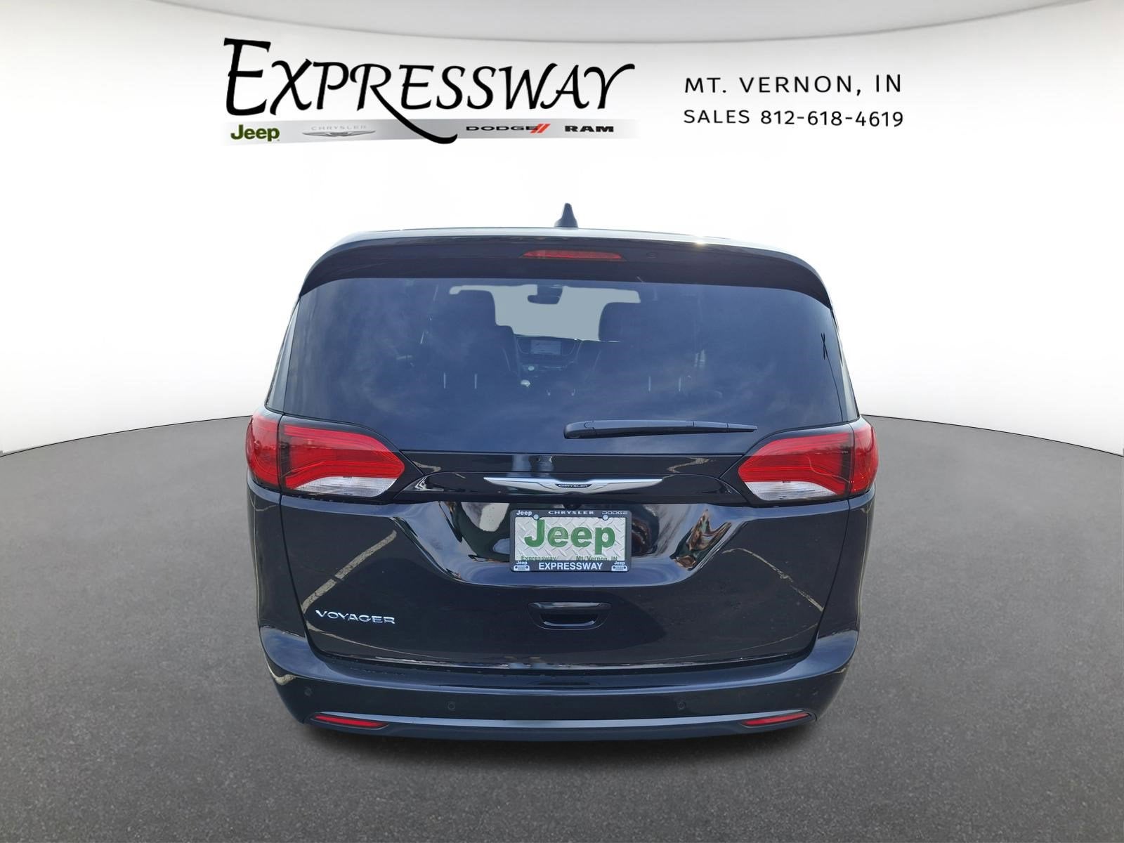 2026 Chrysler Voyager LX