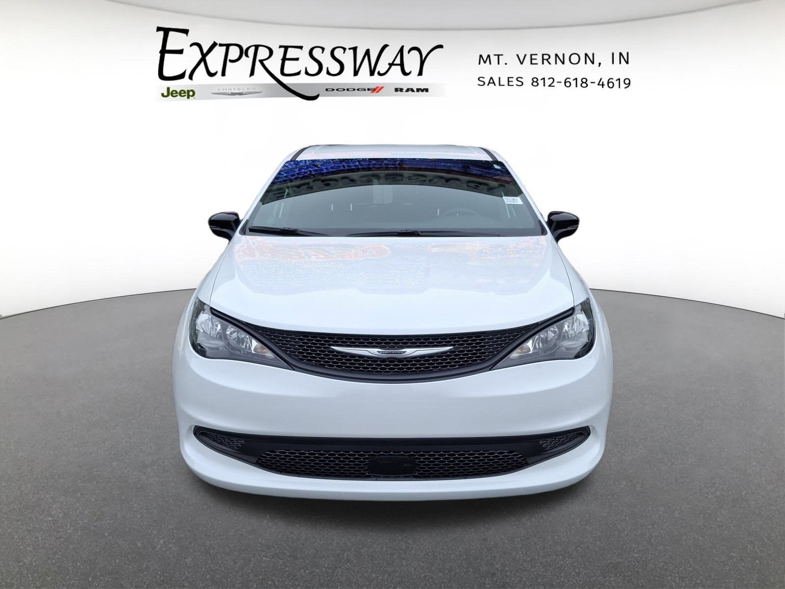 2026 Chrysler Voyager LX