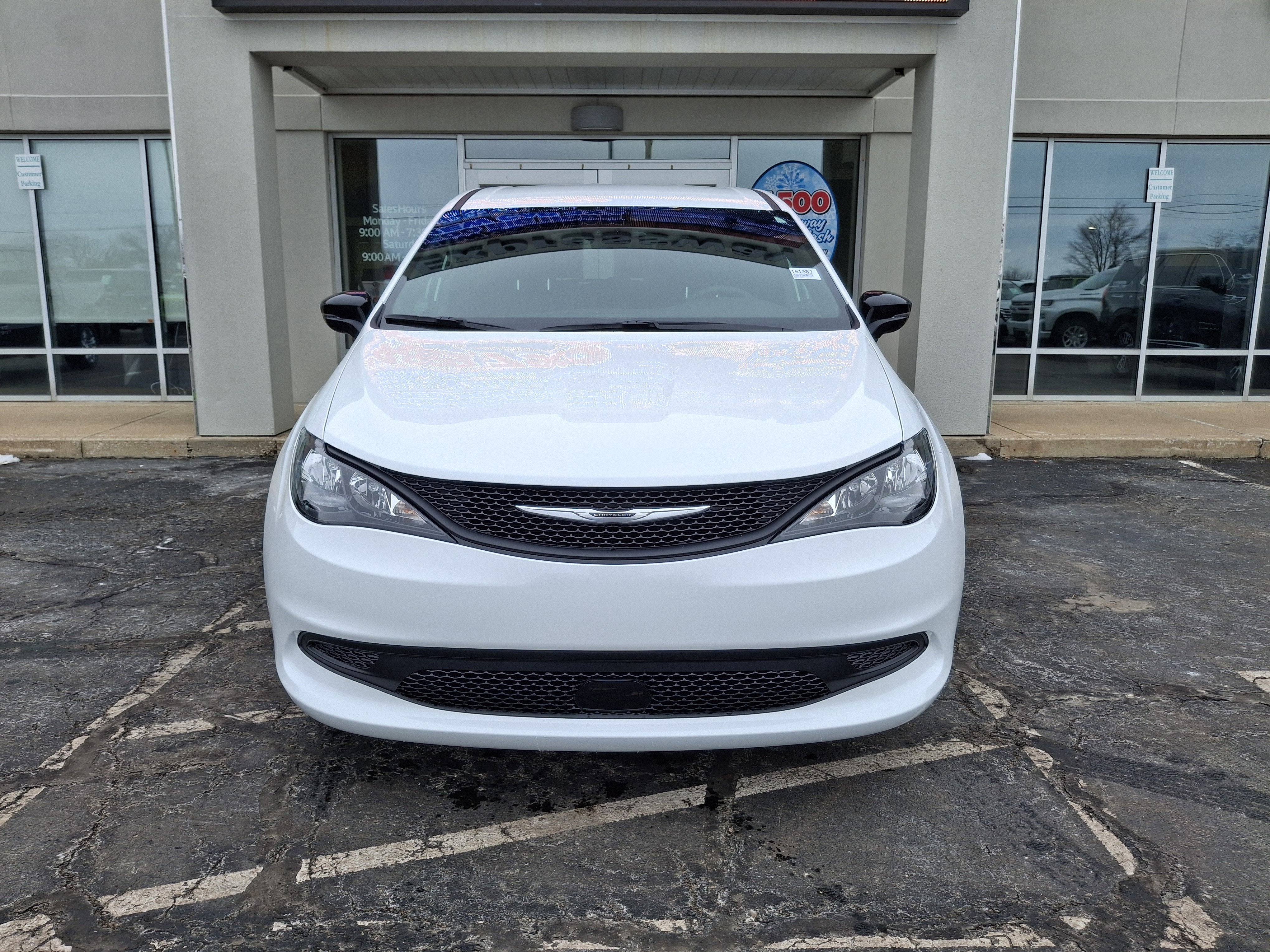 2026 Chrysler Voyager LX