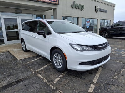 2026 Chrysler Voyager LX