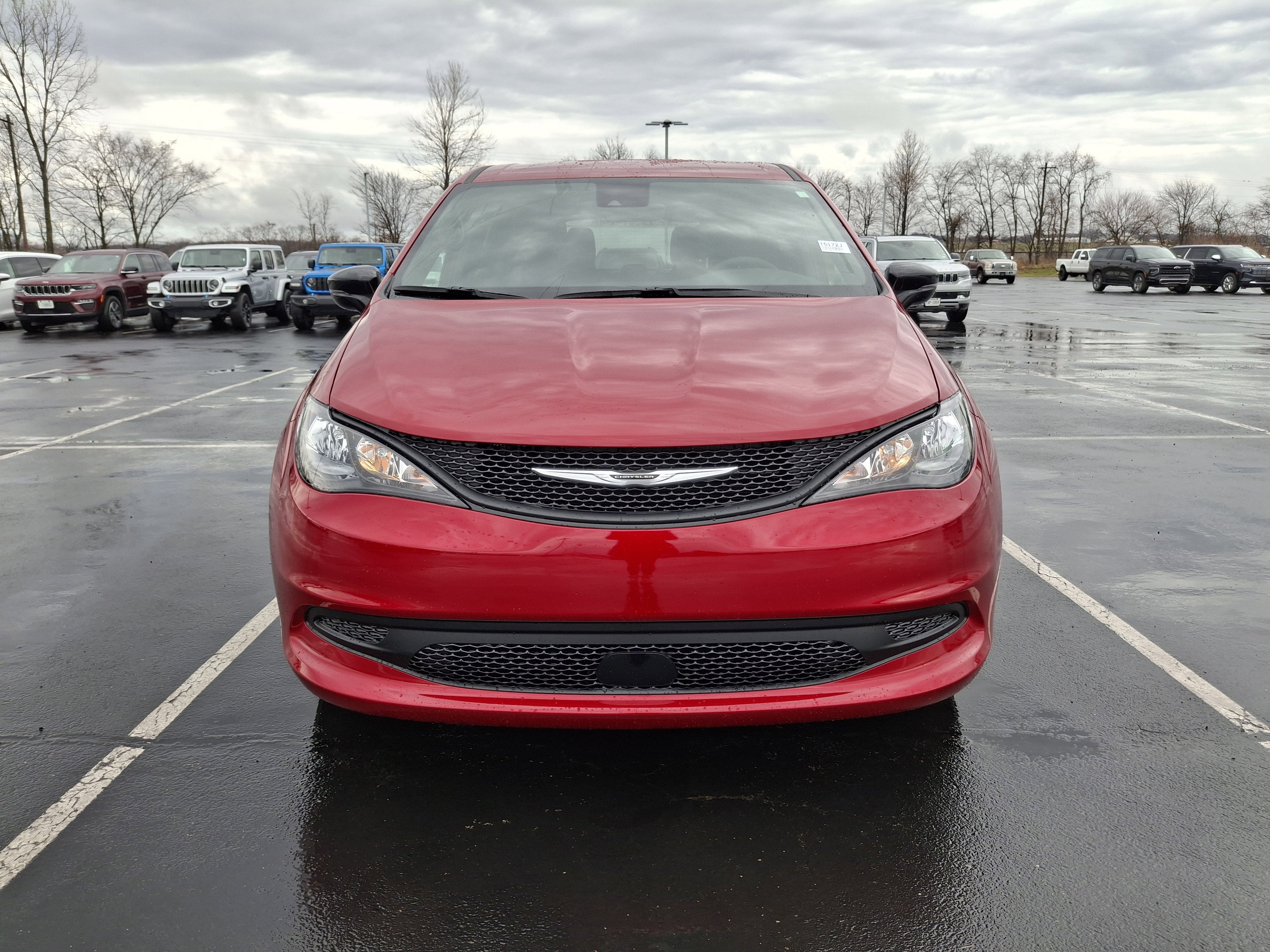 2026 Chrysler Voyager LX