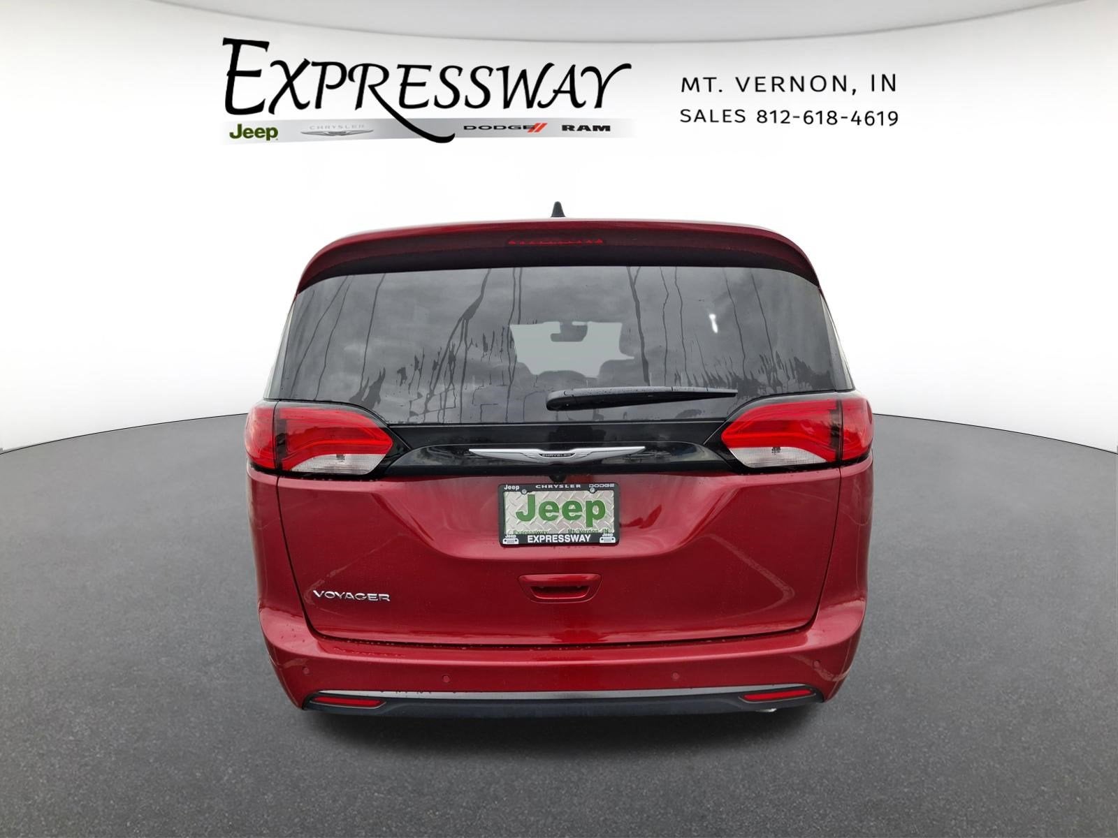 2026 Chrysler Voyager LX