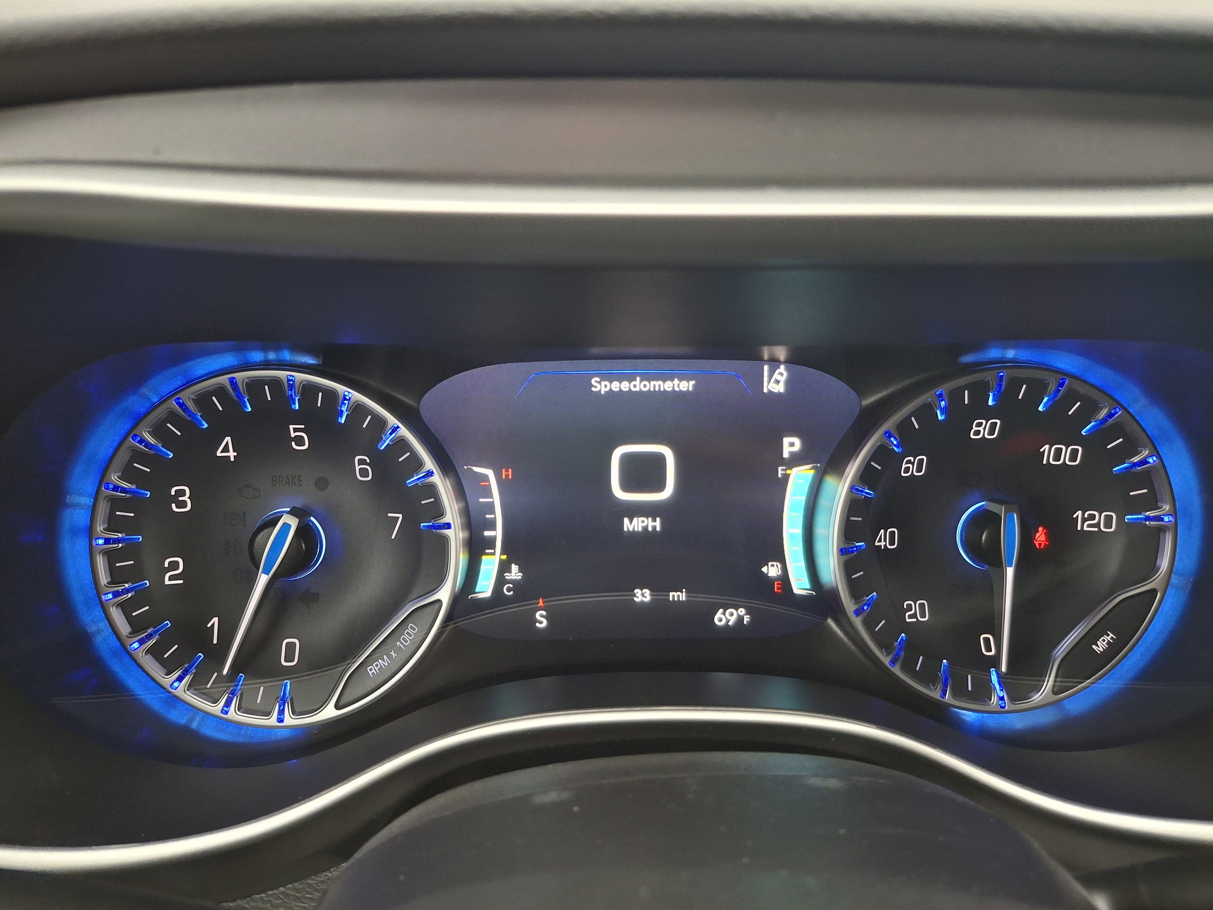 2026 Chrysler Voyager LX