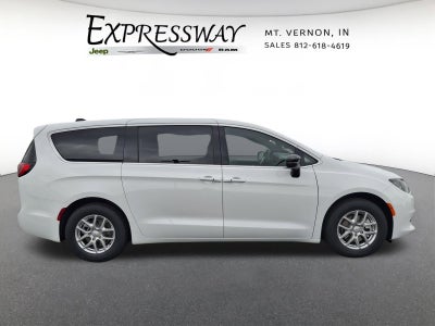 2026 Chrysler Voyager LX