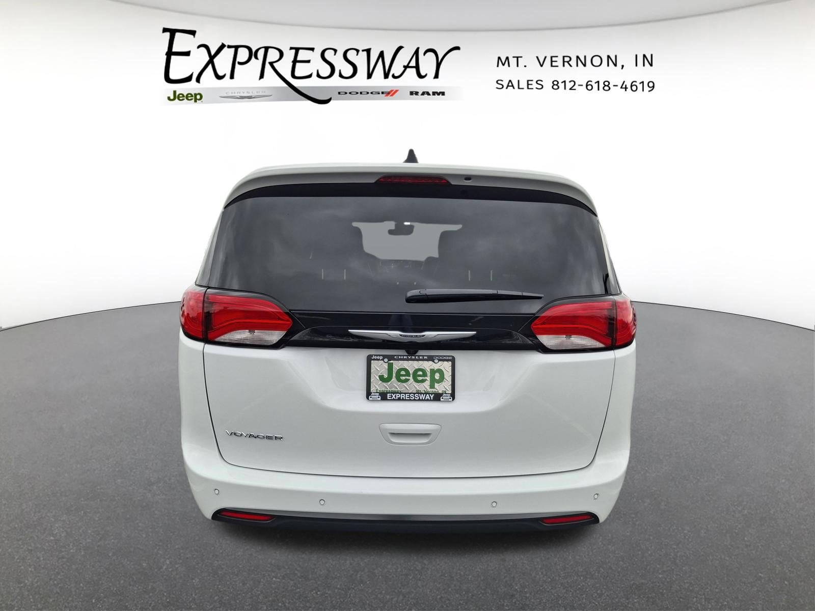 2026 Chrysler Voyager LX