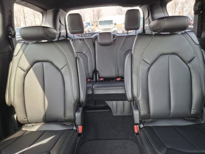 2026 Chrysler Voyager LX