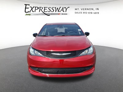 2026 Chrysler Voyager LX