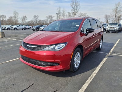 2026 Chrysler Voyager LX