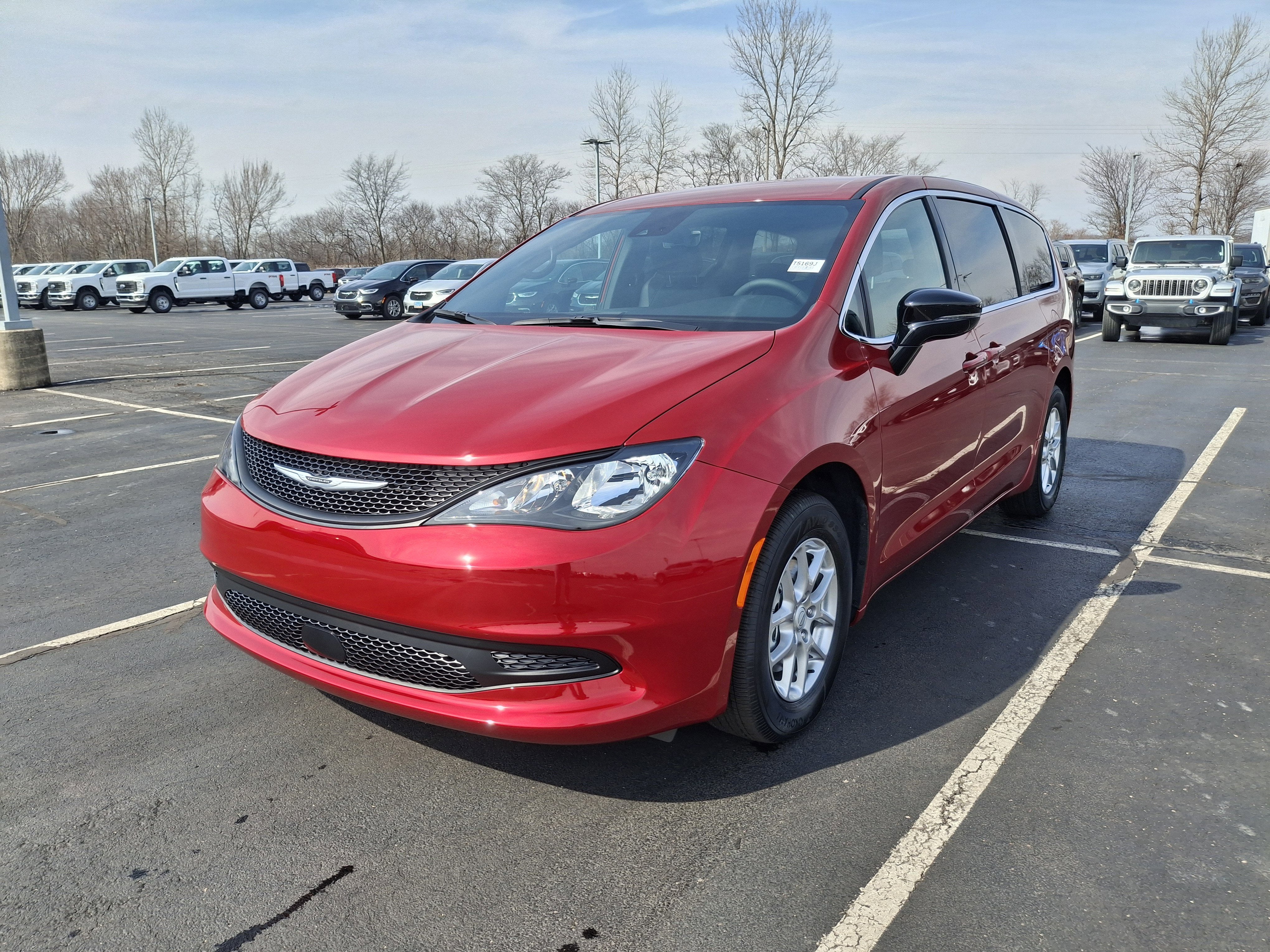 2026 Chrysler Voyager LX