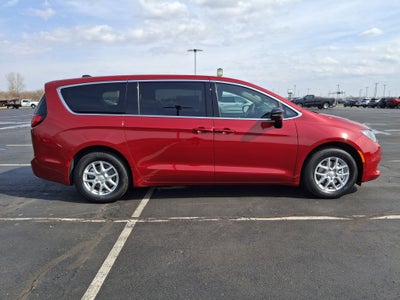 2026 Chrysler Voyager LX