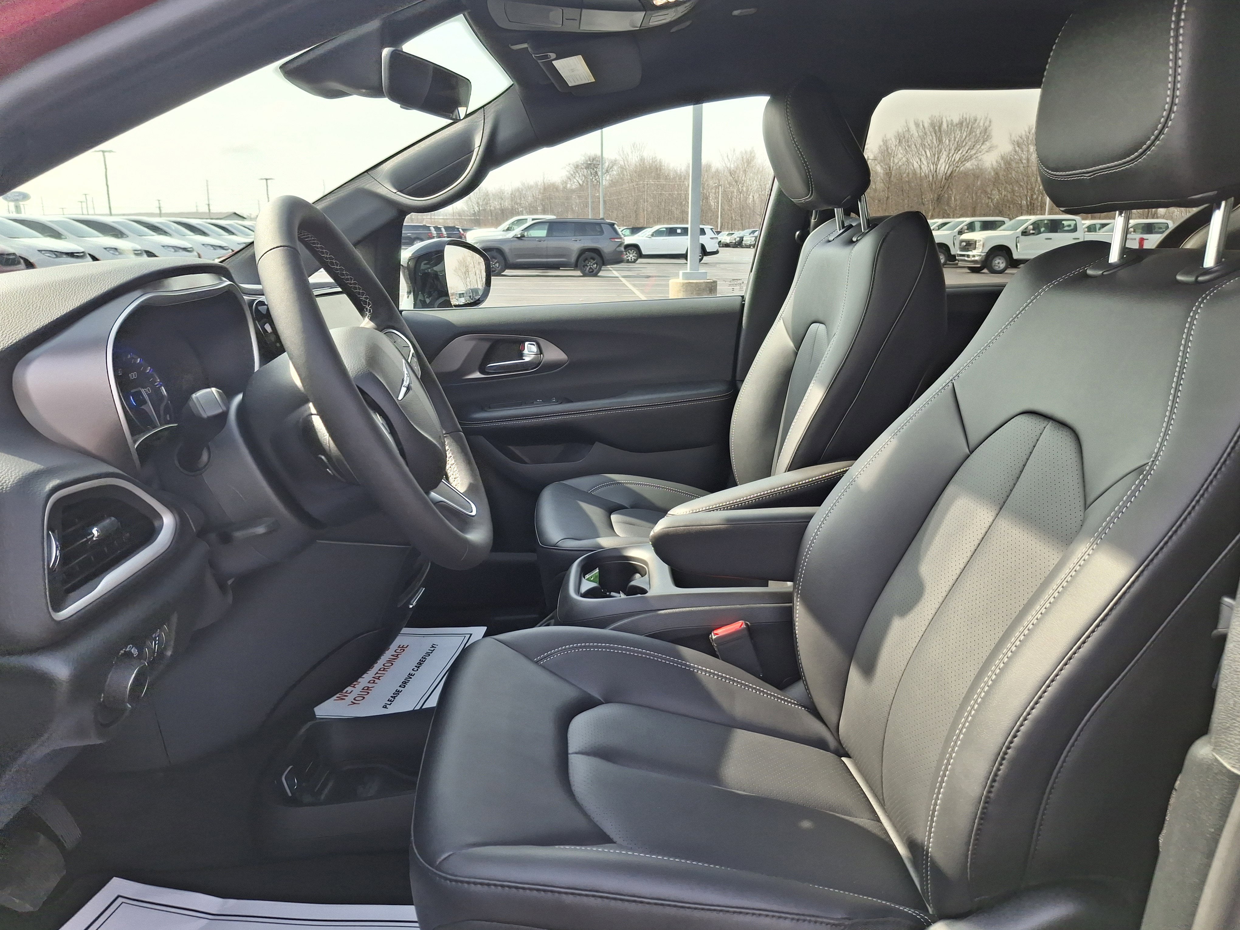 2026 Chrysler Voyager LX