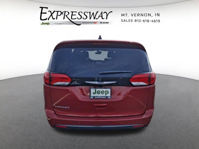 2026 Chrysler Voyager LX