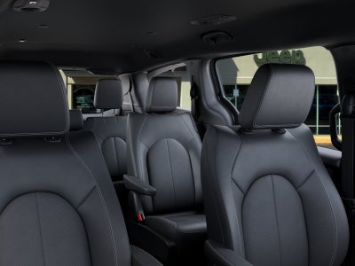 2027 Chrysler Pacifica LX