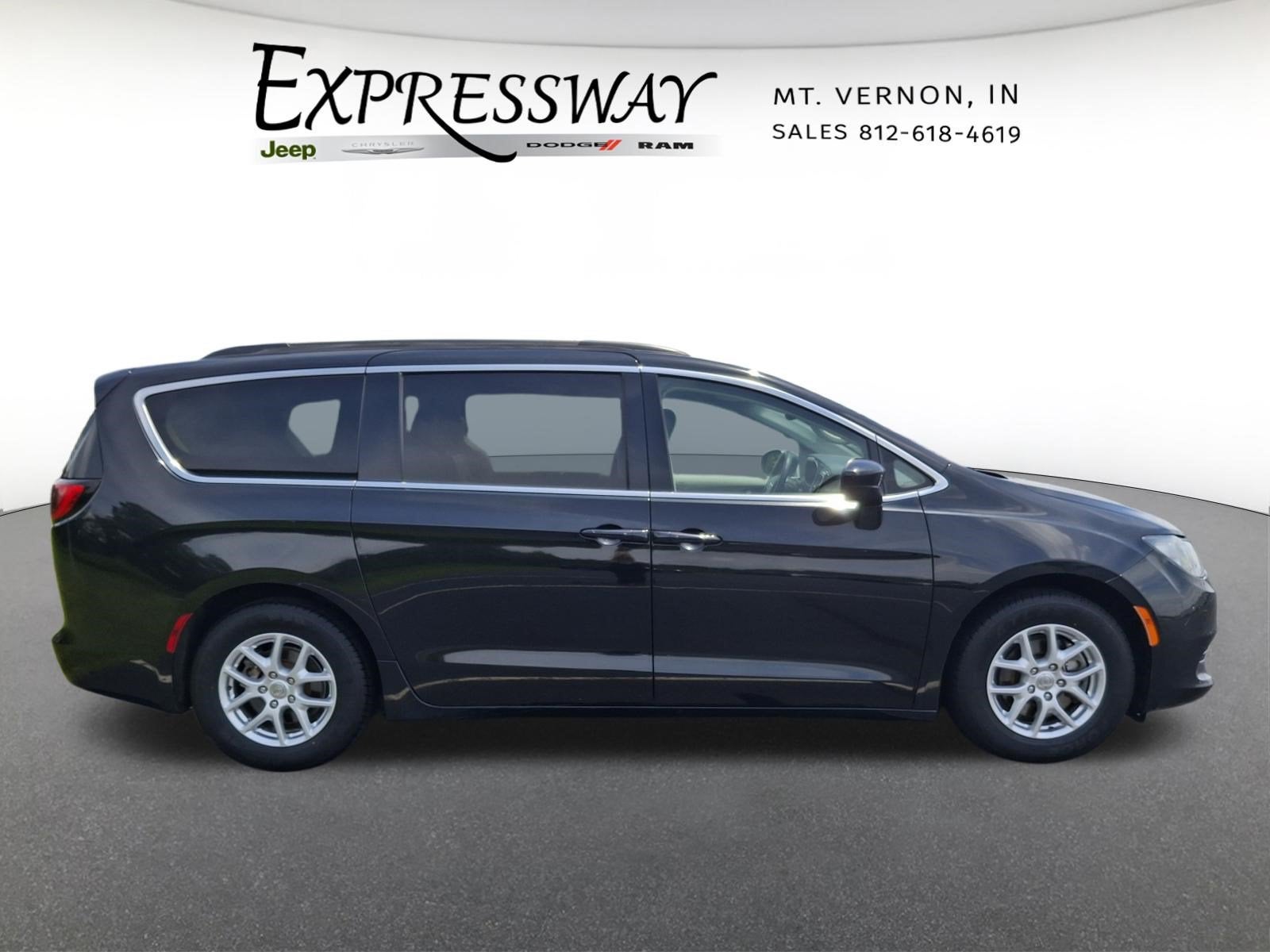 2020 Chrysler Voyager LXI