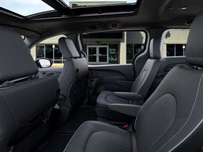 2027 Chrysler Pacifica Limited