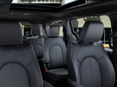 2027 Chrysler Pacifica Limited
