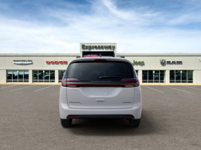2027 Chrysler Pacifica Limited