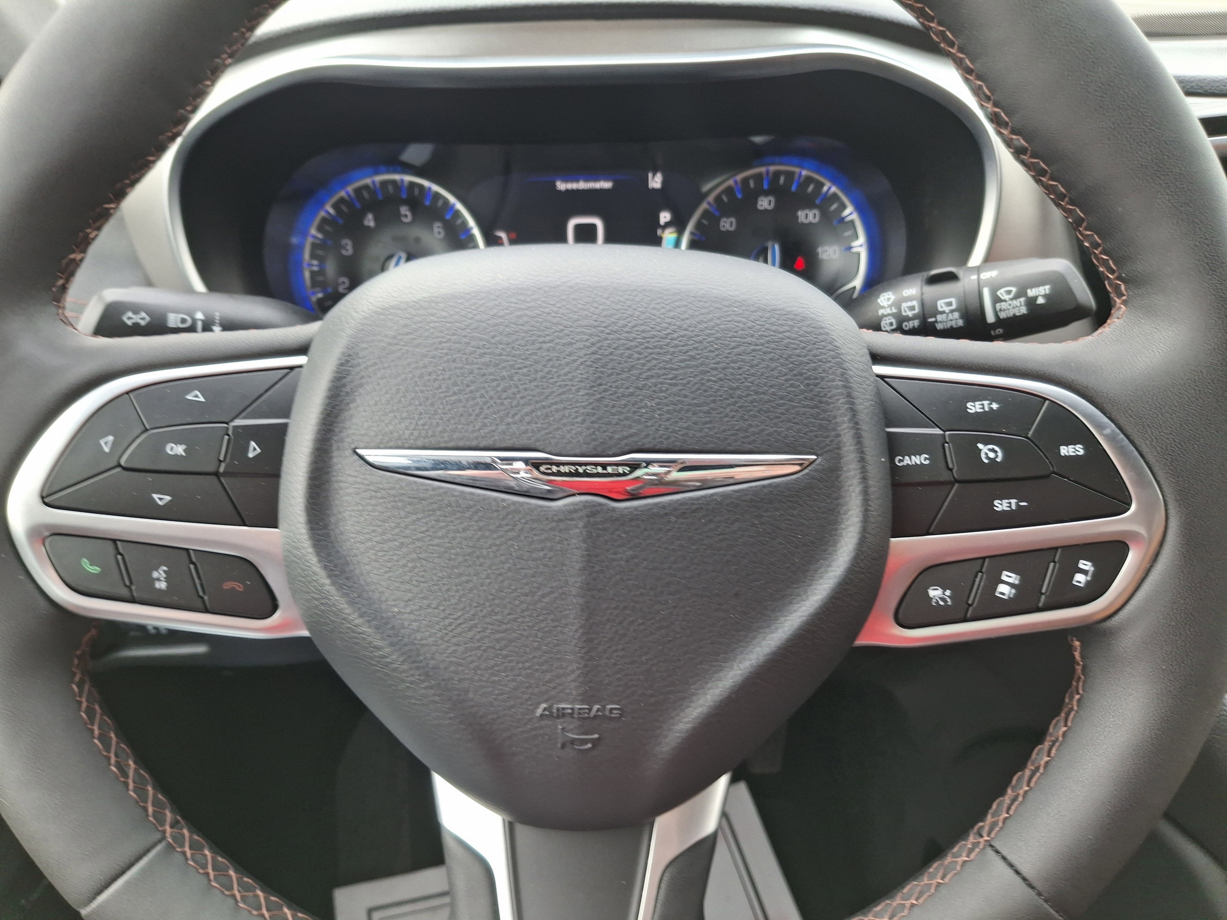 2025 Chrysler Pacifica Pinnacle