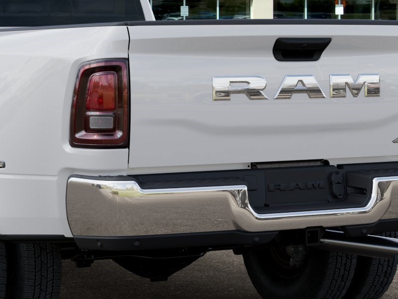 2026 RAM 3500 Tradesman 4x4 Crew Cab 8' Box