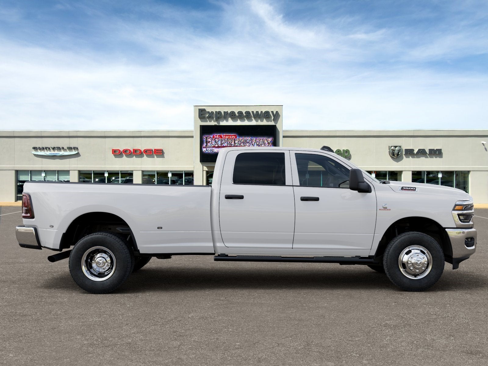 2026 RAM 3500 Tradesman 4x4 Crew Cab 8' Box