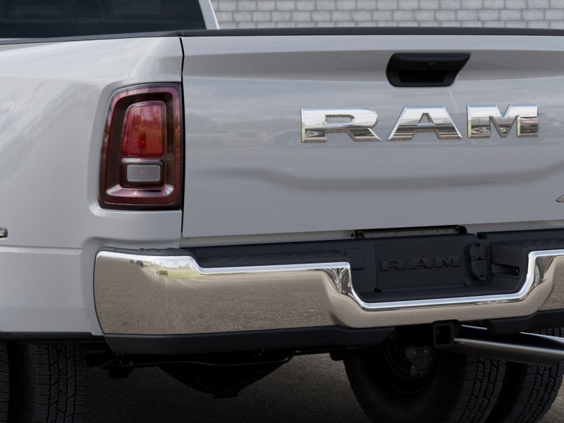 2026 RAM 3500 Tradesman 4x4 Crew Cab 8' Box