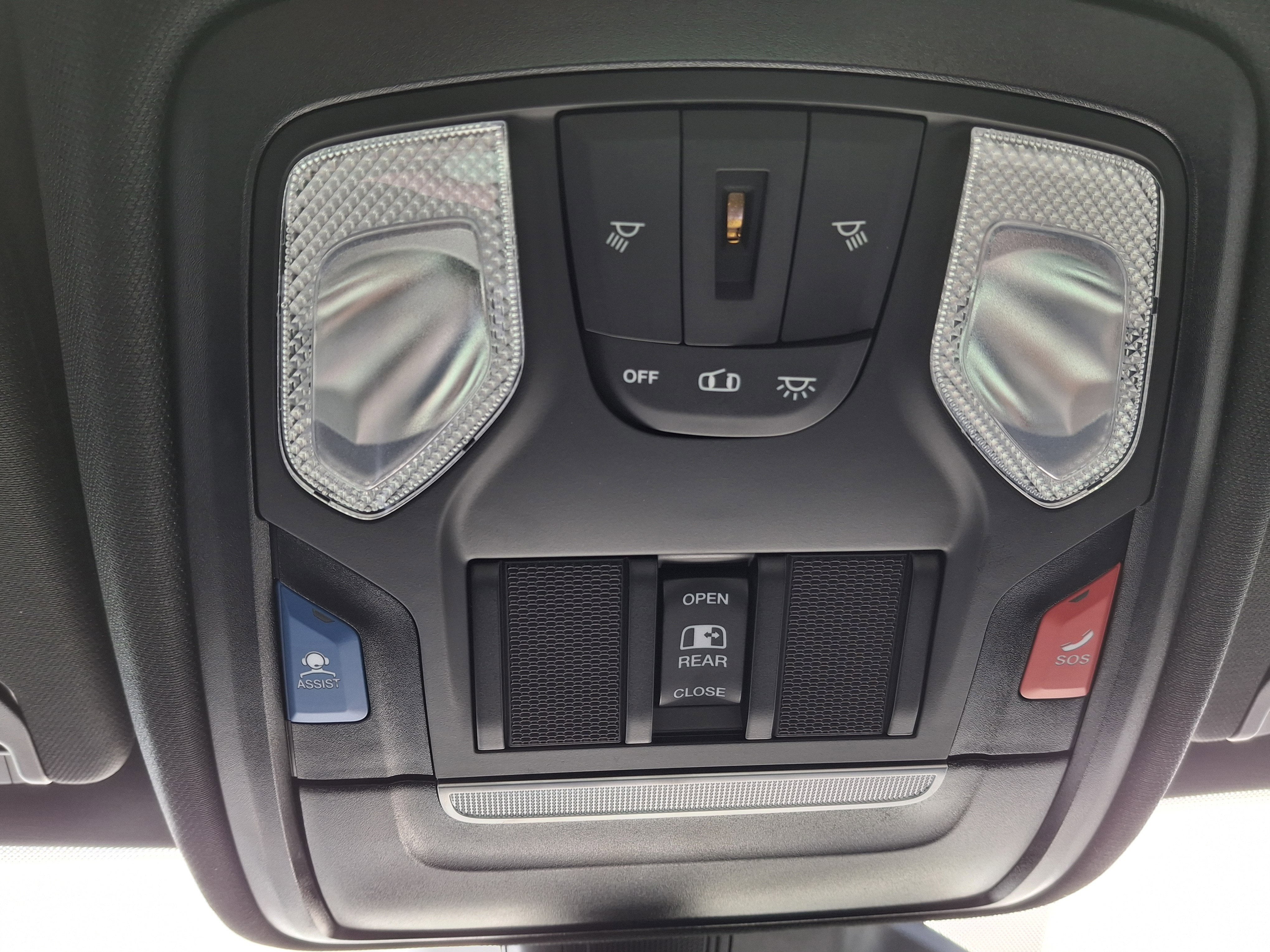 2025 RAM 1500 Big Horn 4x4 Crew Cab 5'7 Box