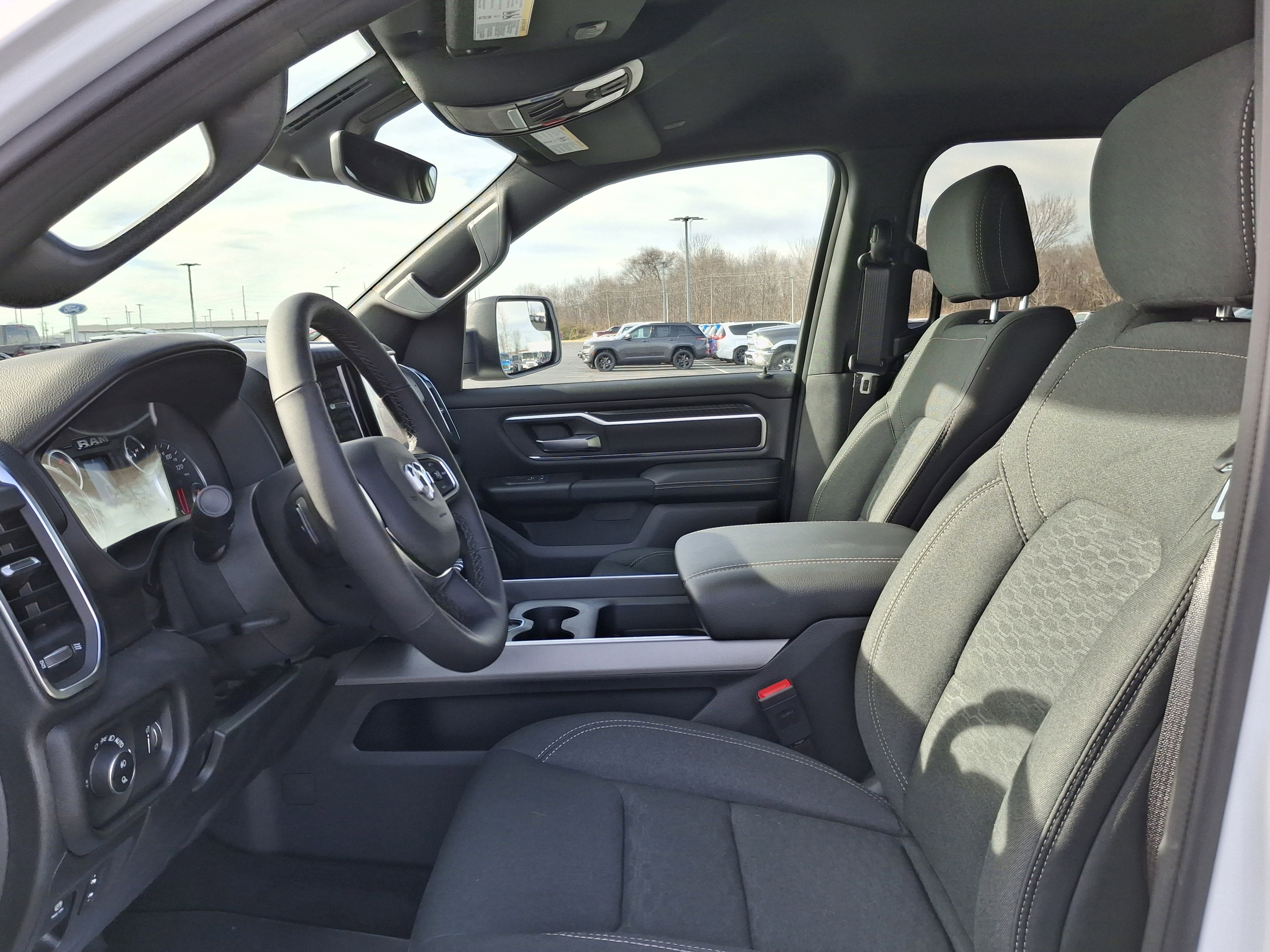 2025 RAM 1500 Big Horn 4x4 Crew Cab 5'7 Box