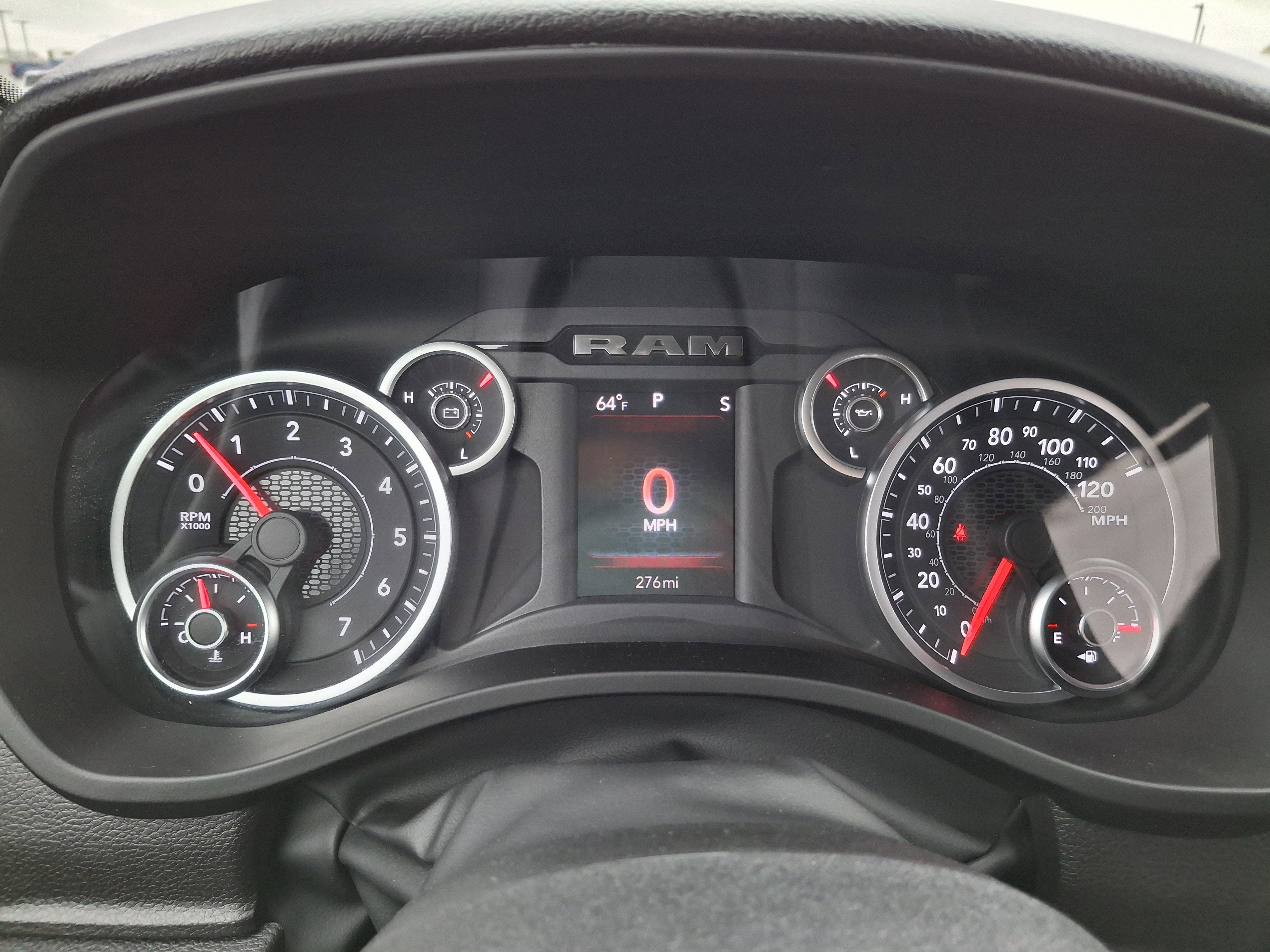 2026 RAM 1500 Big Horn 4x4 Crew Cab 5'7 Box