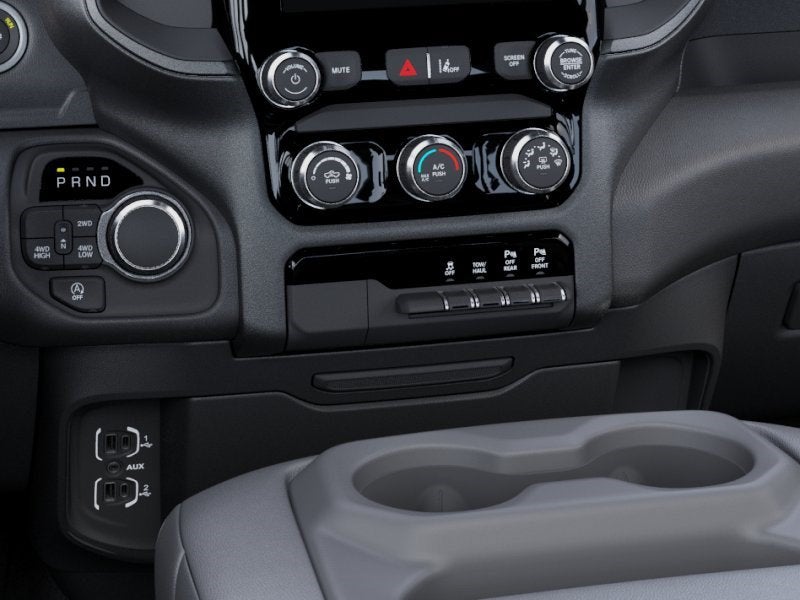 2026 RAM 1500 Tradesman 4x4 Crew Cab 5'7 Box