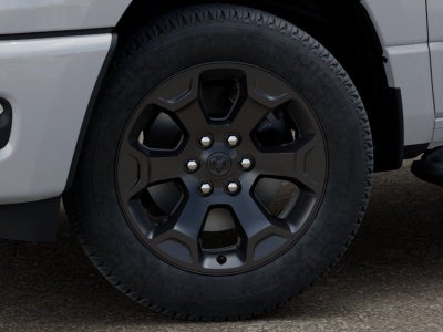 2026 RAM 1500 Express 4x4 Crew Cab 5'7 Box