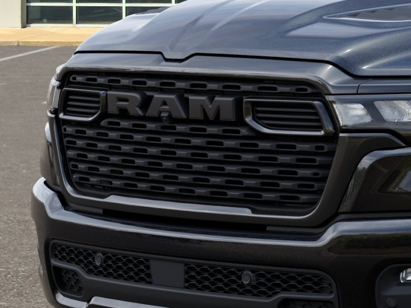 2026 RAM 1500 Express 4x4 Crew Cab 5'7 Box