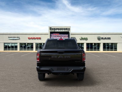 2026 RAM 1500 Express 4x4 Crew Cab 5'7 Box