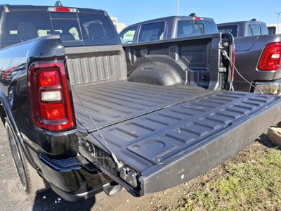 2026 RAM 1500 Big Horn 4x4 Crew Cab 5'7 Box