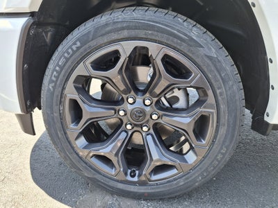 2026 RAM 1500 Big Horn 4x4 Crew Cab 5'7 Box