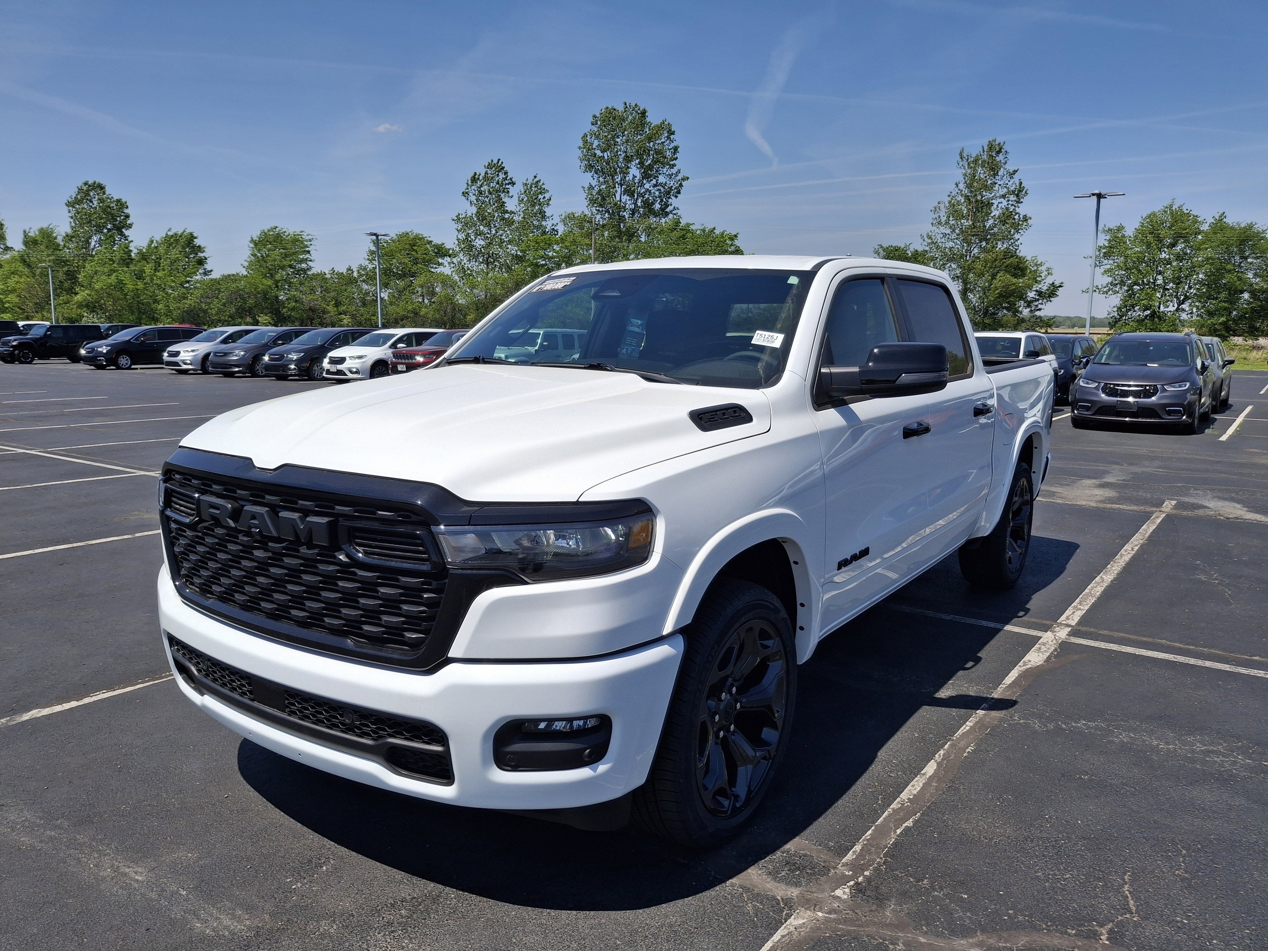 2026 RAM 1500 Big Horn 4x4 Crew Cab 5'7 Box