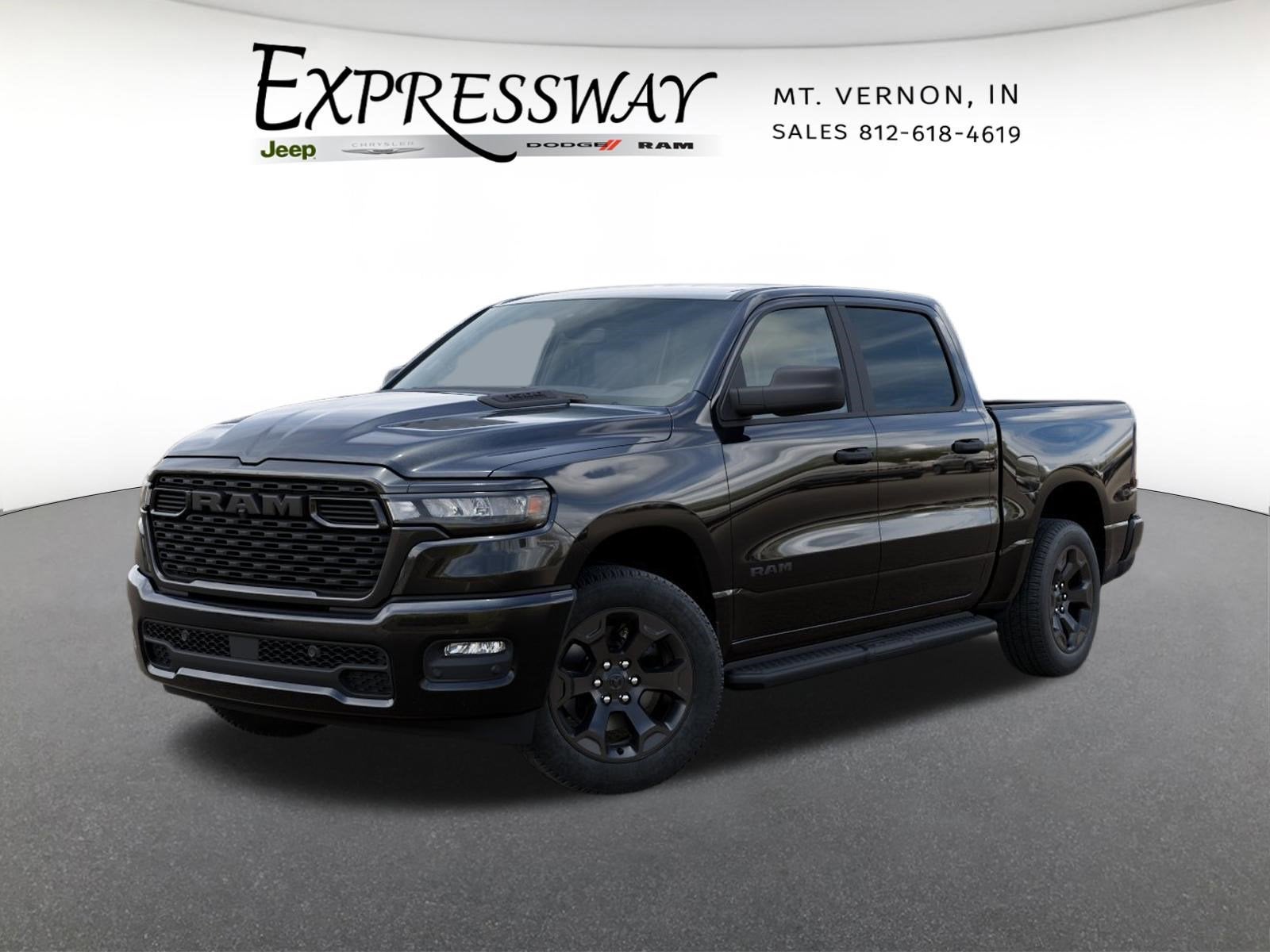 2026 RAM 1500 Express 4x4 Crew Cab 5'7 Box