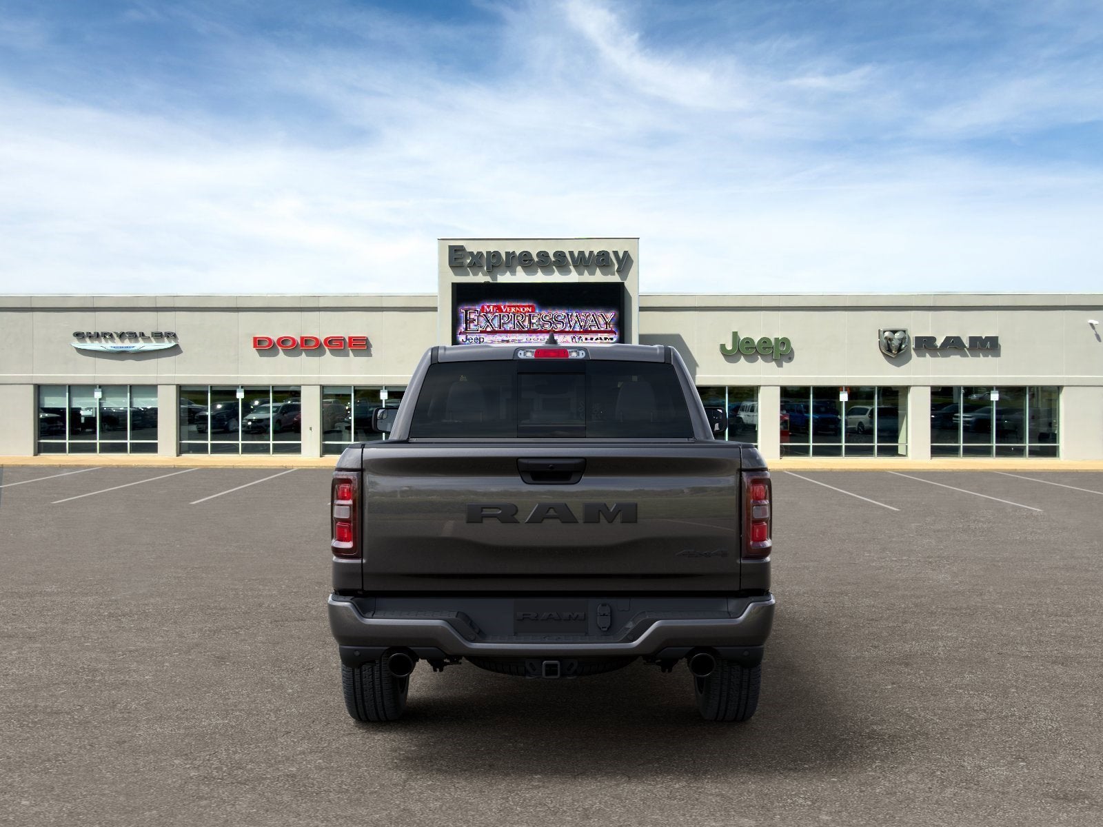 2026 RAM 1500 Express 4x4 Crew Cab 5'7 Box