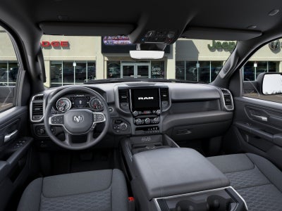 2026 RAM 1500 Express 4x4 Crew Cab 5'7 Box