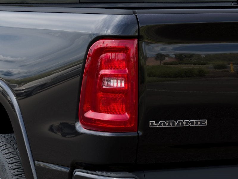 2026 RAM 1500 Laramie 4x4 Crew Cab 5'7 Box