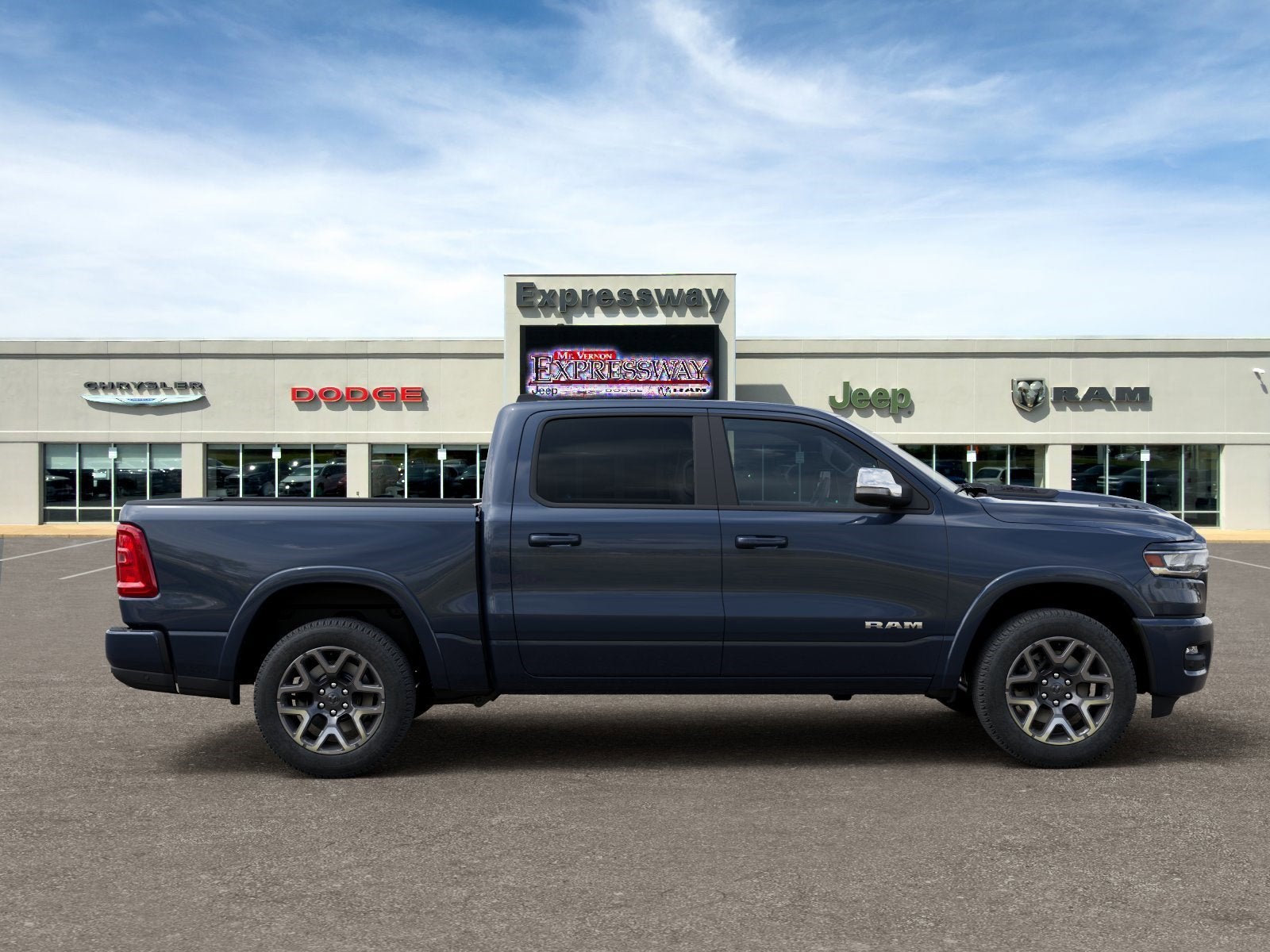 2026 RAM 1500 Laramie 4x4 Crew Cab 5'7 Box