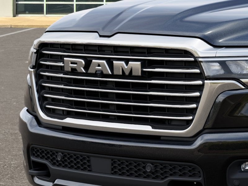 2026 RAM 1500 Laramie 4x4 Crew Cab 5'7 Box