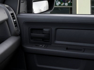 2026 RAM 2500 Black Express 4x4 Crew Cab 6'4 Box