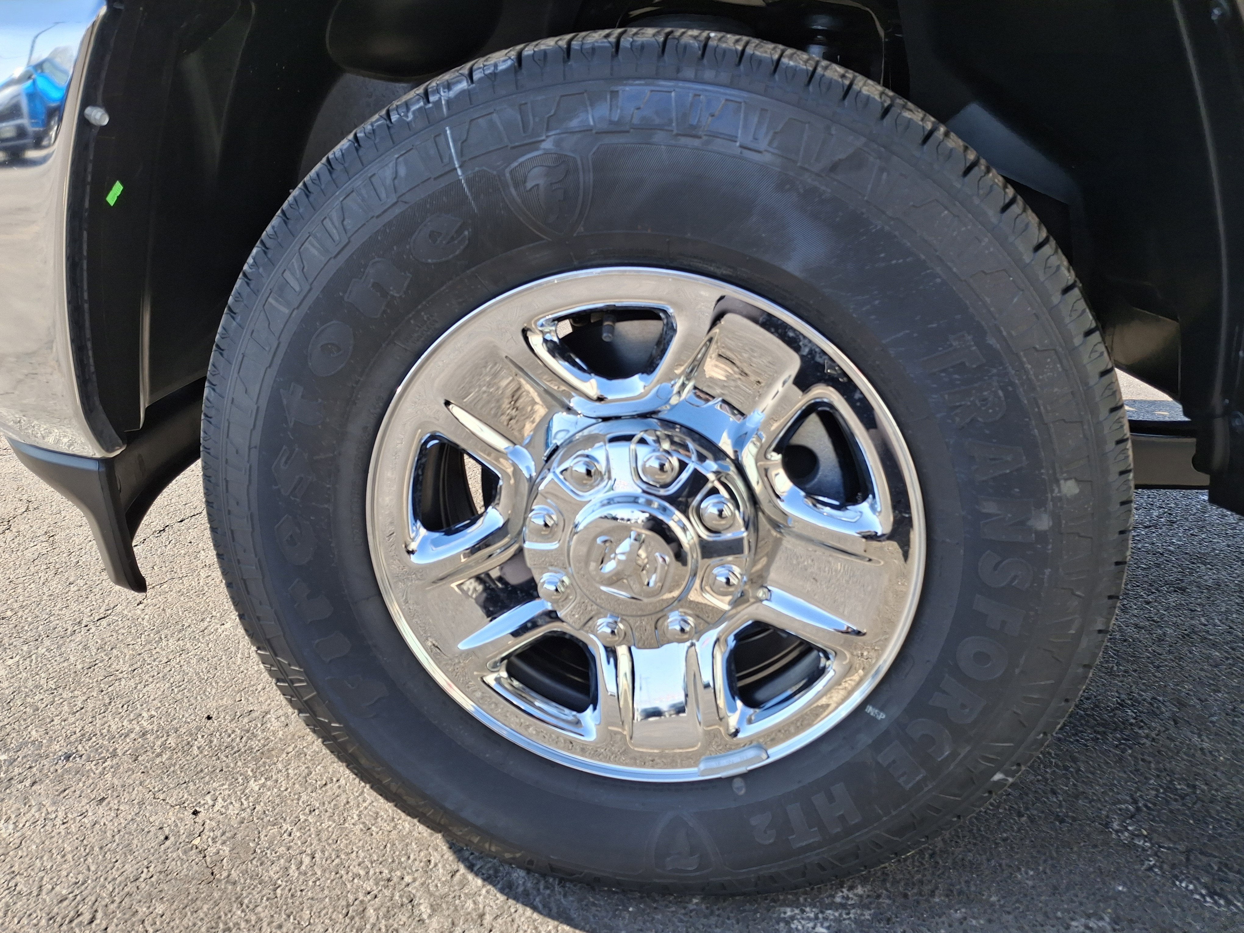 2026 RAM 2500 Tradesman 4x4 Crew Cab 6'4 Box