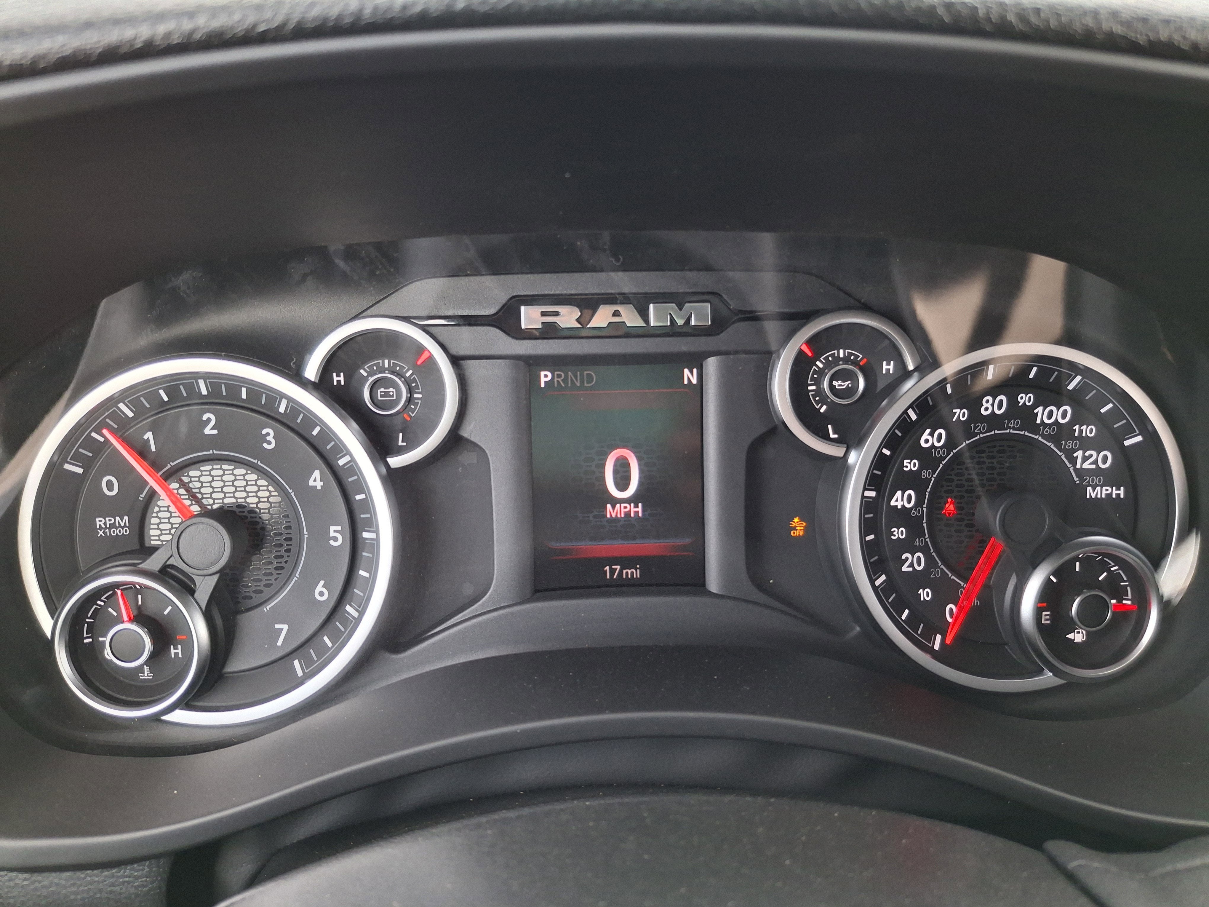 2026 RAM 2500 Tradesman 4x4 Crew Cab 6'4 Box