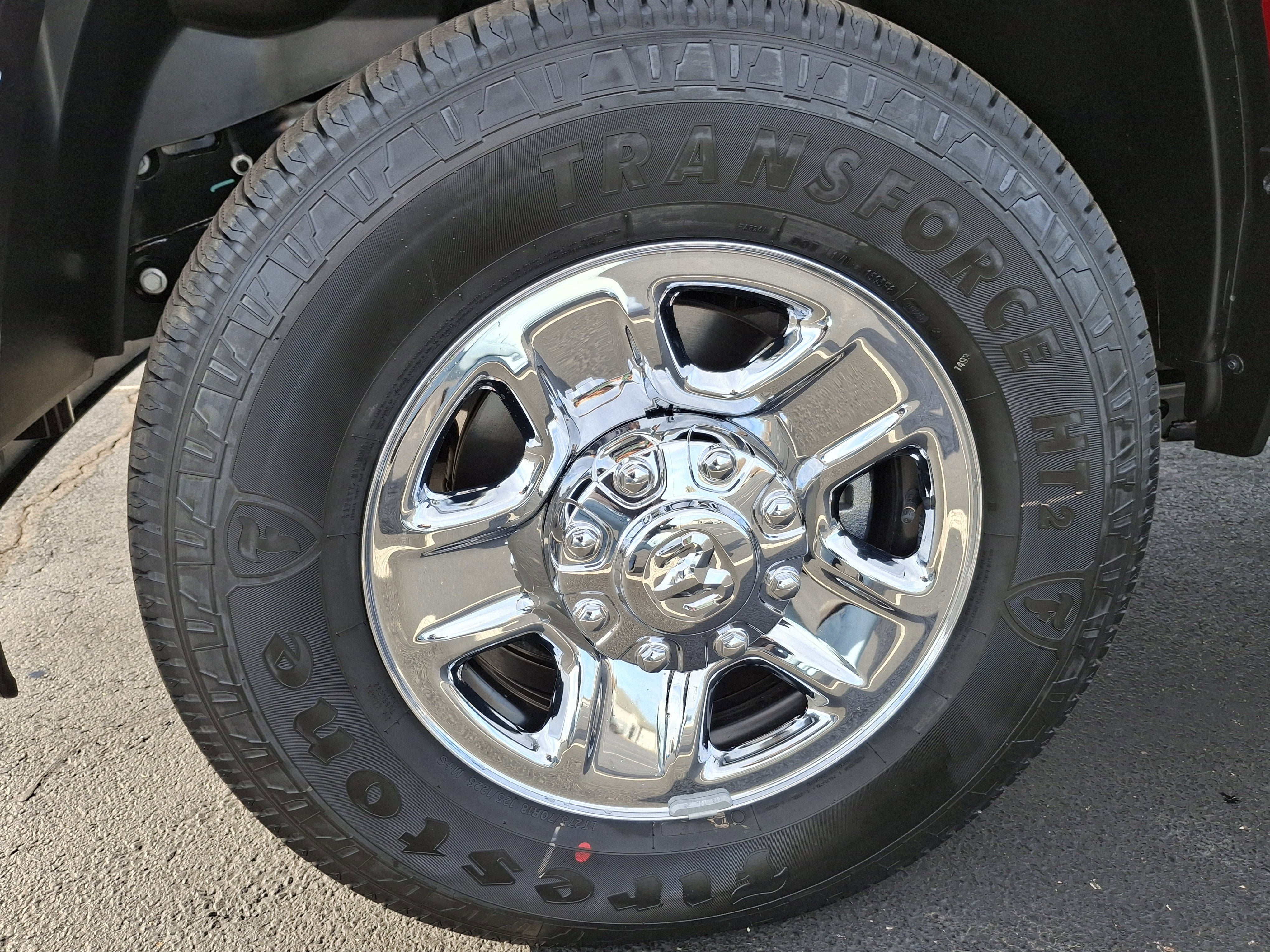 2026 RAM 2500 Tradesman 4x4 Crew Cab 6'4 Box