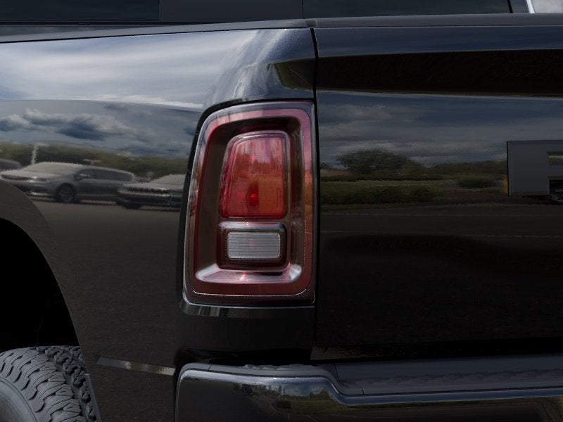 2026 RAM 2500 Black Express 4x4 Crew Cab 6'4 Box