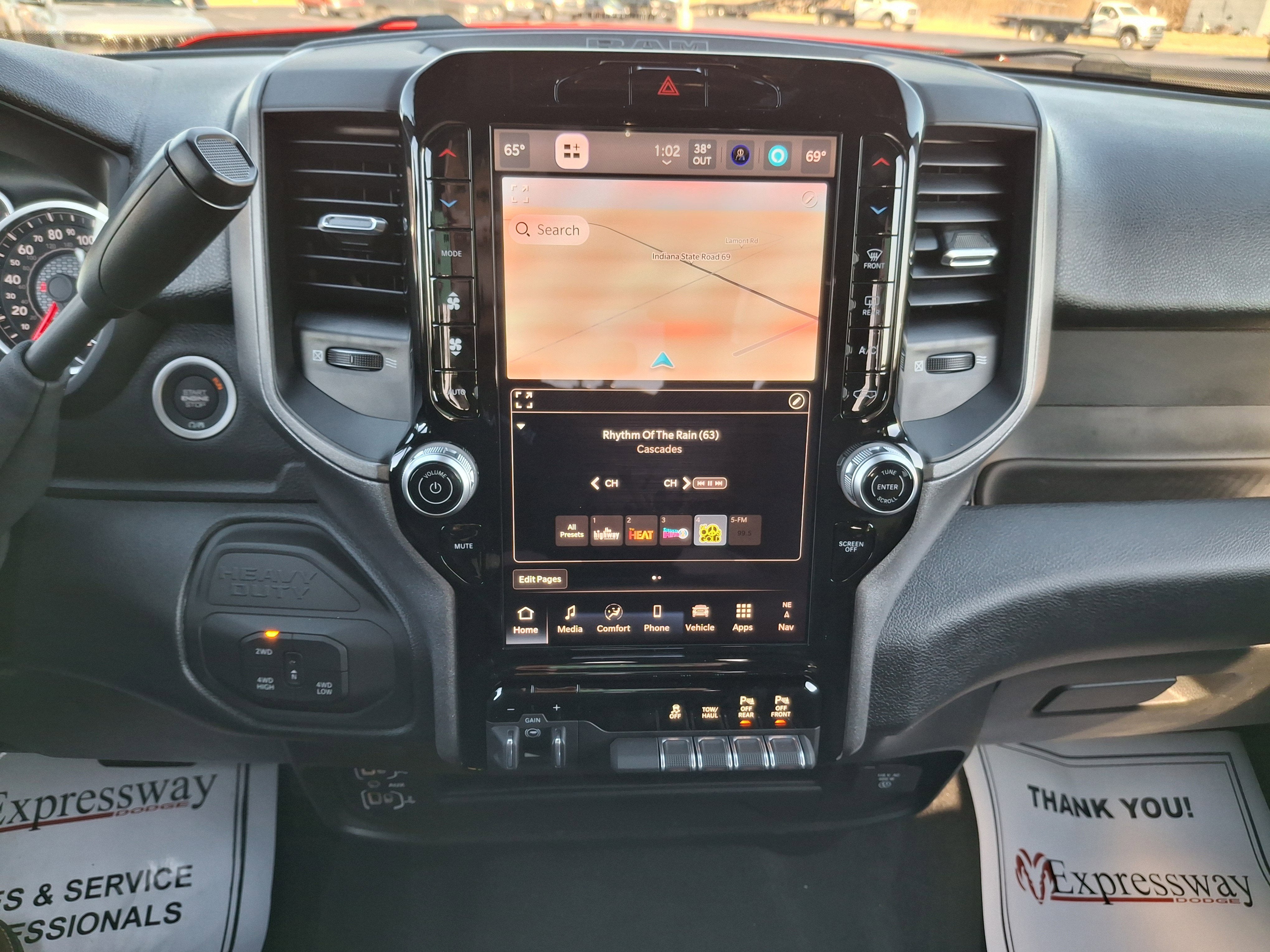 2026 RAM 2500 Tradesman 4x4 Crew Cab 6'4 Box