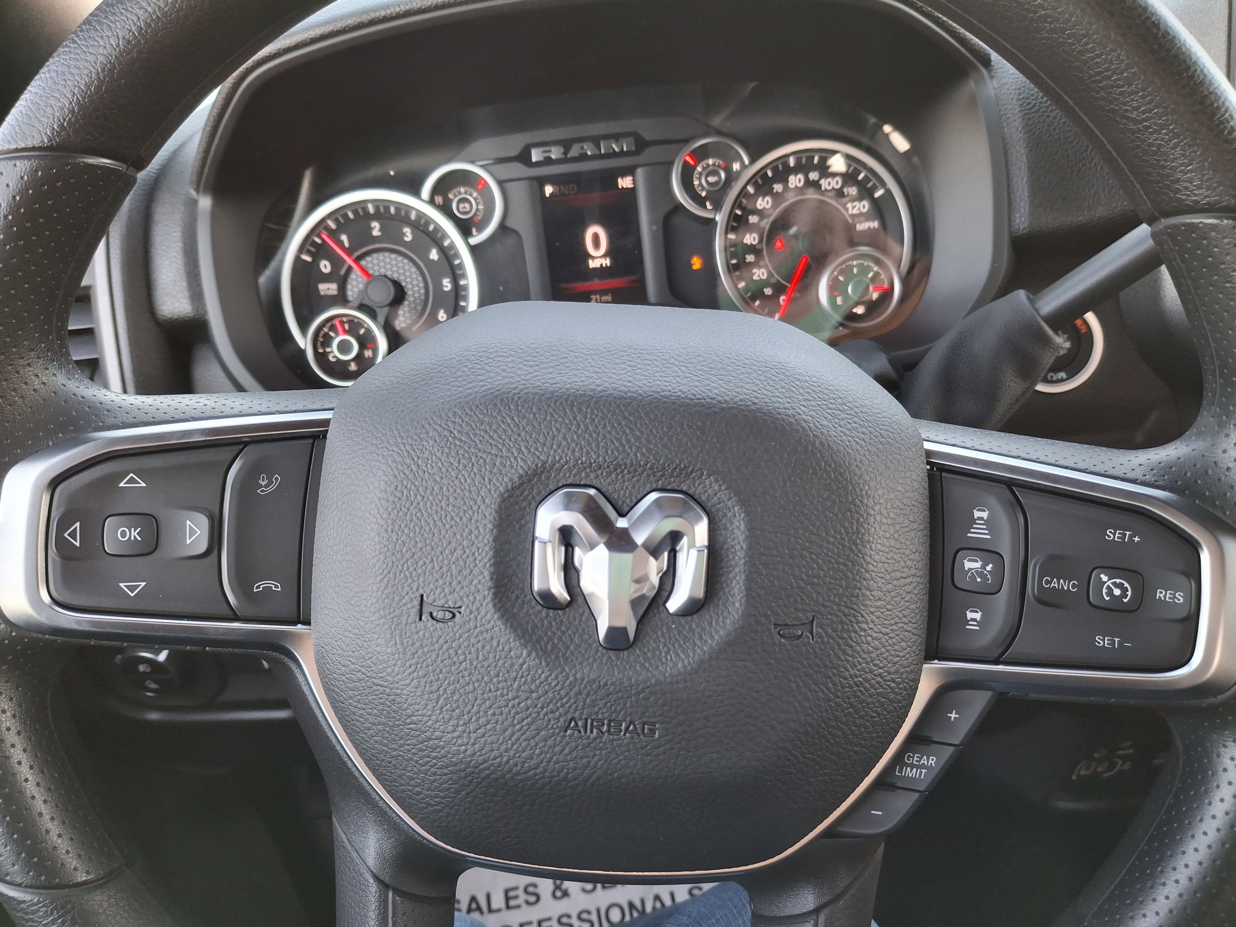 2026 RAM 2500 Tradesman 4x4 Crew Cab 6'4 Box