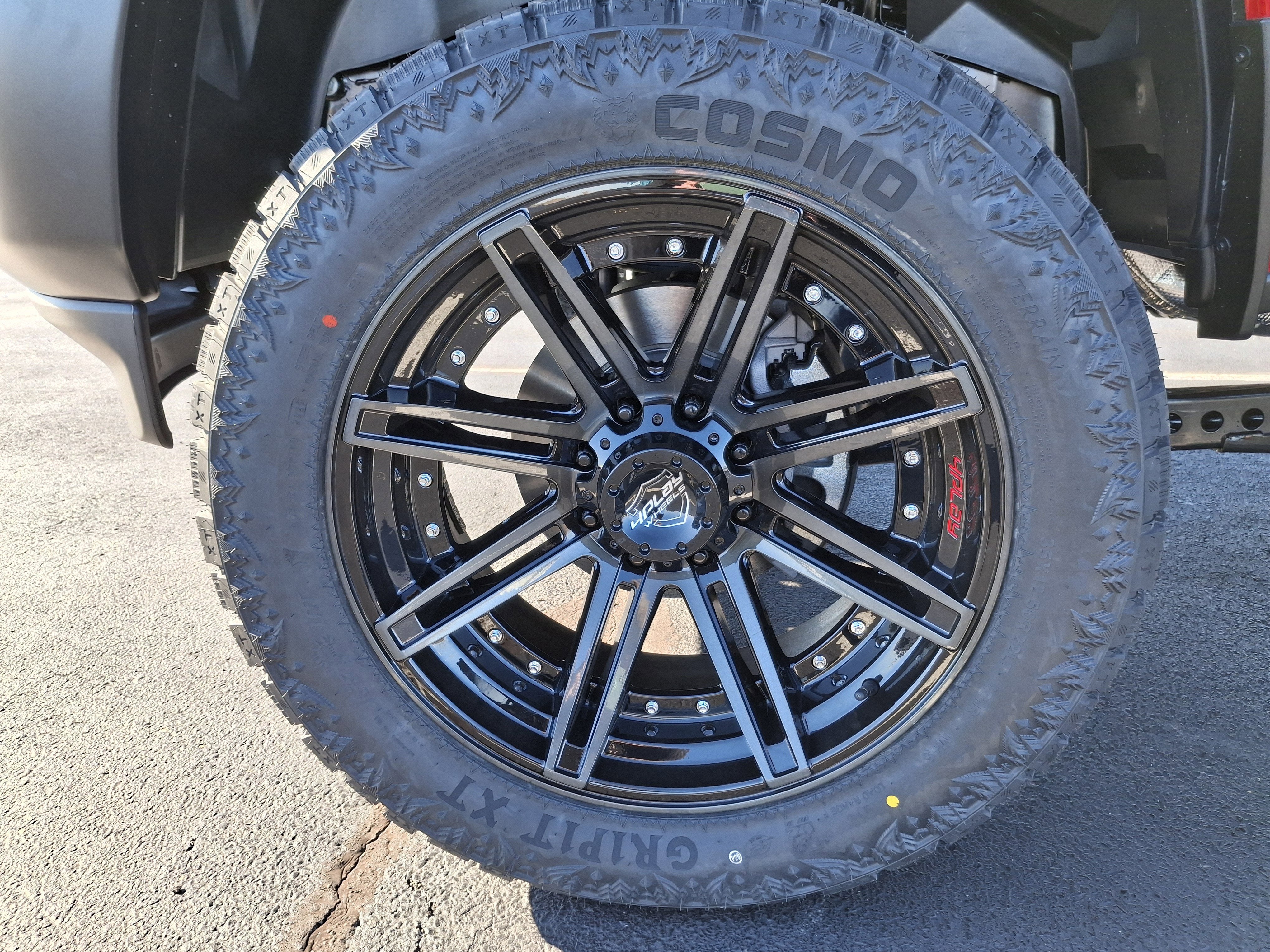 2026 RAM 2500 Tradesman 4x4 Crew Cab 6'4 Box