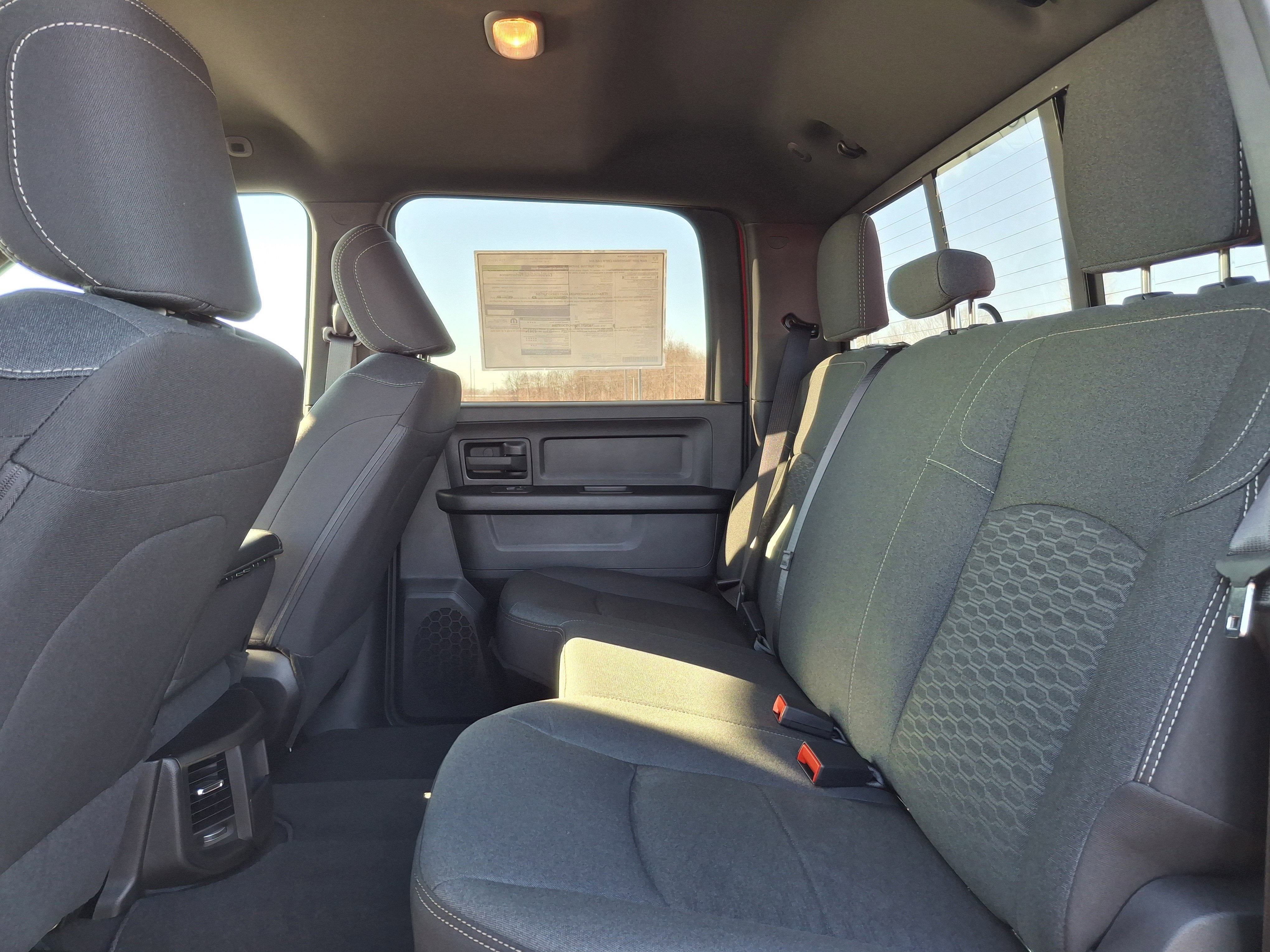 2026 RAM 2500 Tradesman 4x4 Crew Cab 6'4 Box